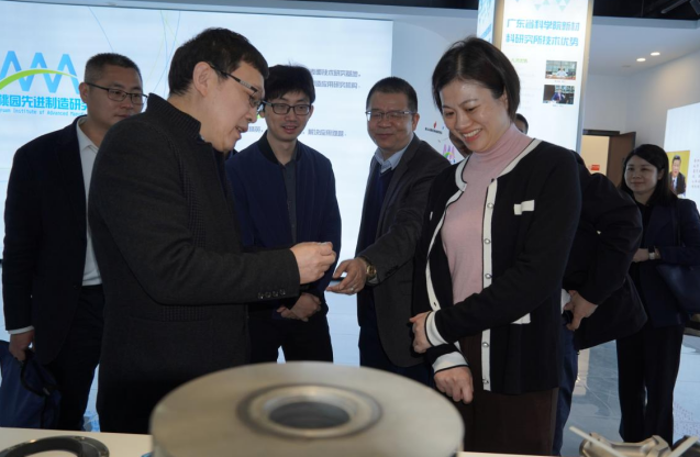 Lai Xiaozhi, Deputy Secretary of Lukou District Party Committee of Zhuzhou City, investigated Foshan Taoyuan Advanced Manufacturing Research Institute
